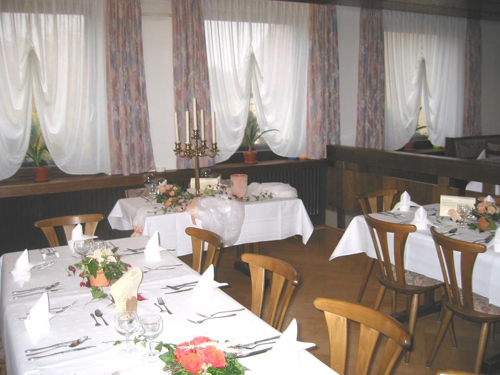 Gasthof Zum Lamm Gomadingen Exterior photo